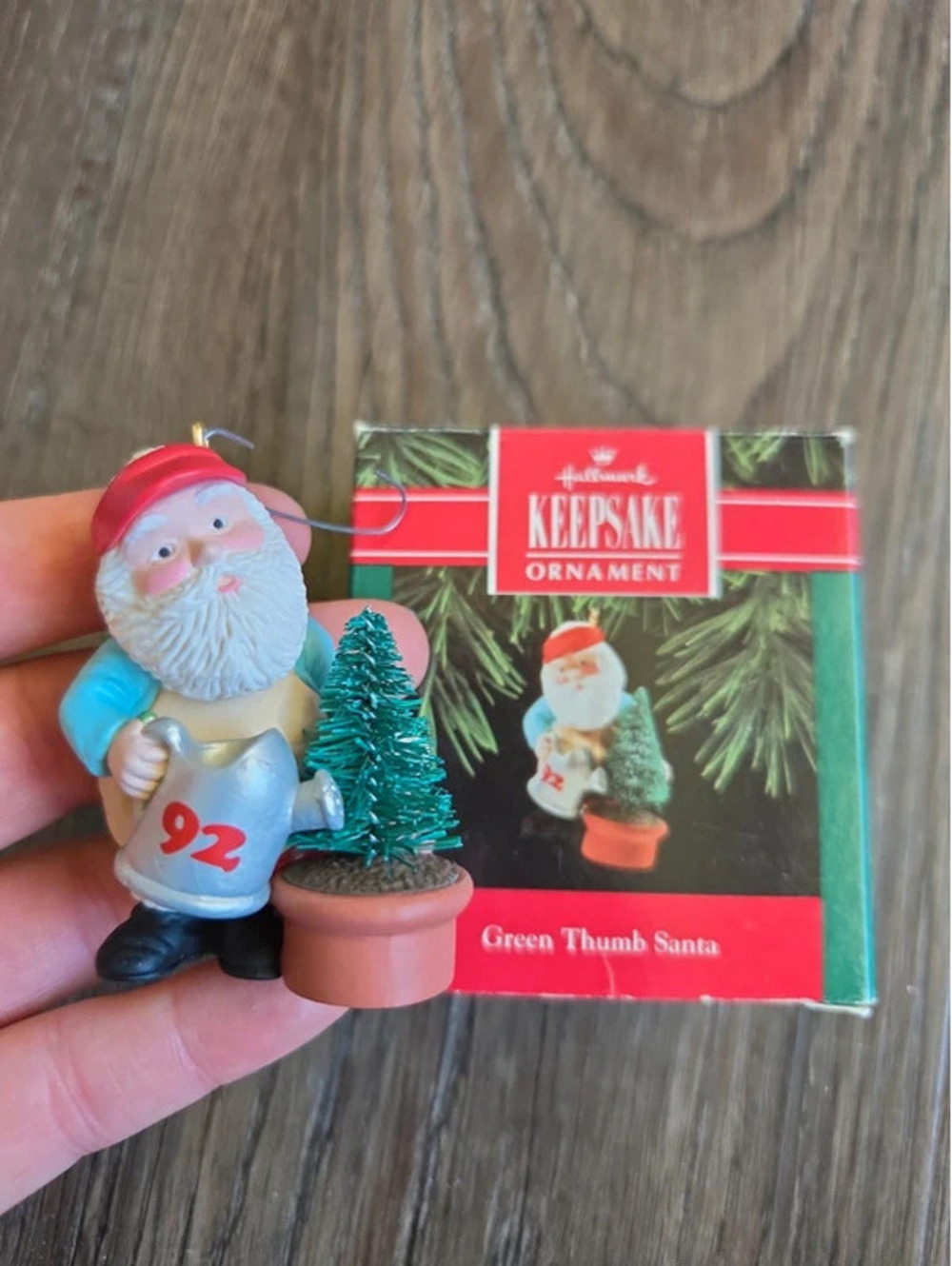Hallmark 1992 green thumb Santa ornament